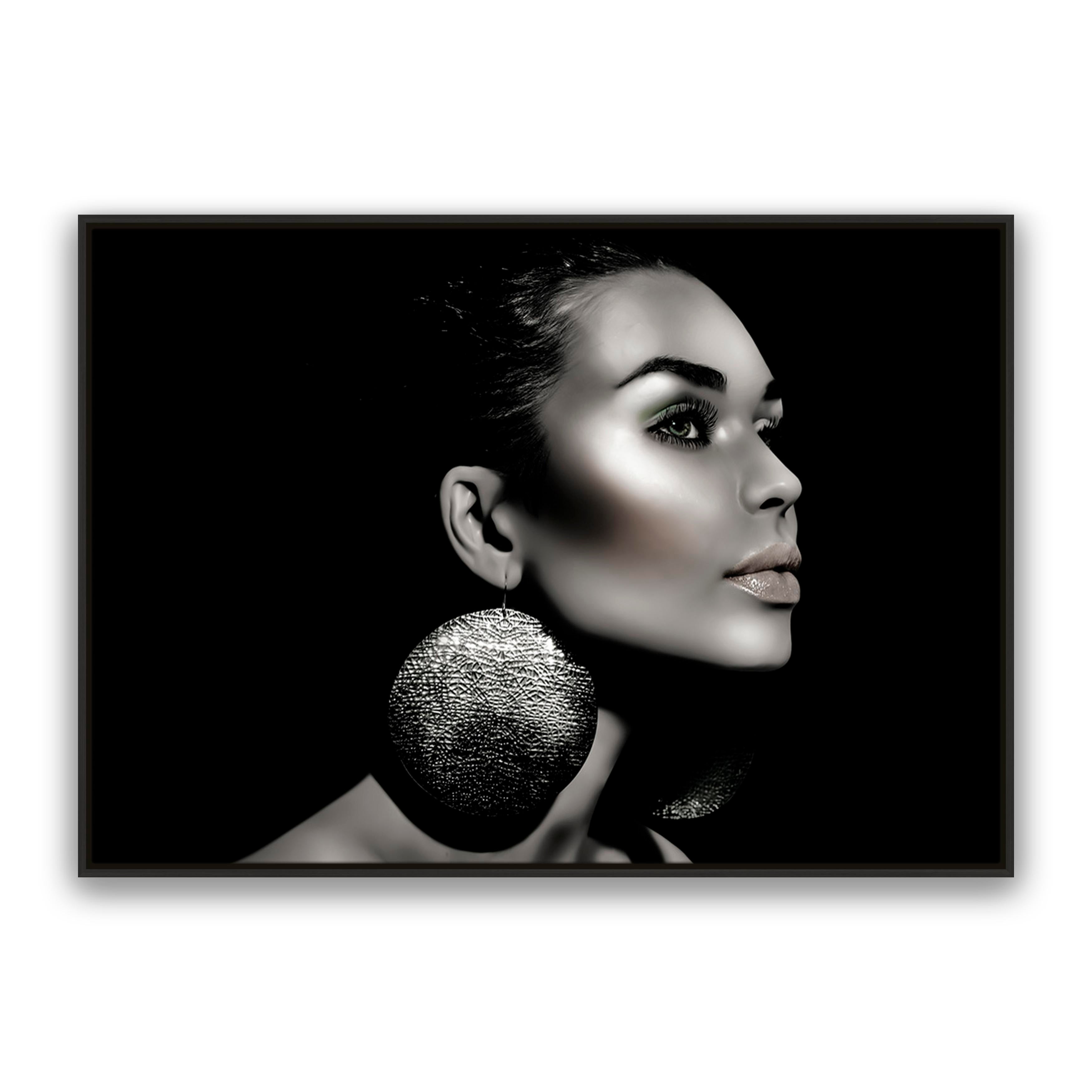 Cleo Bw