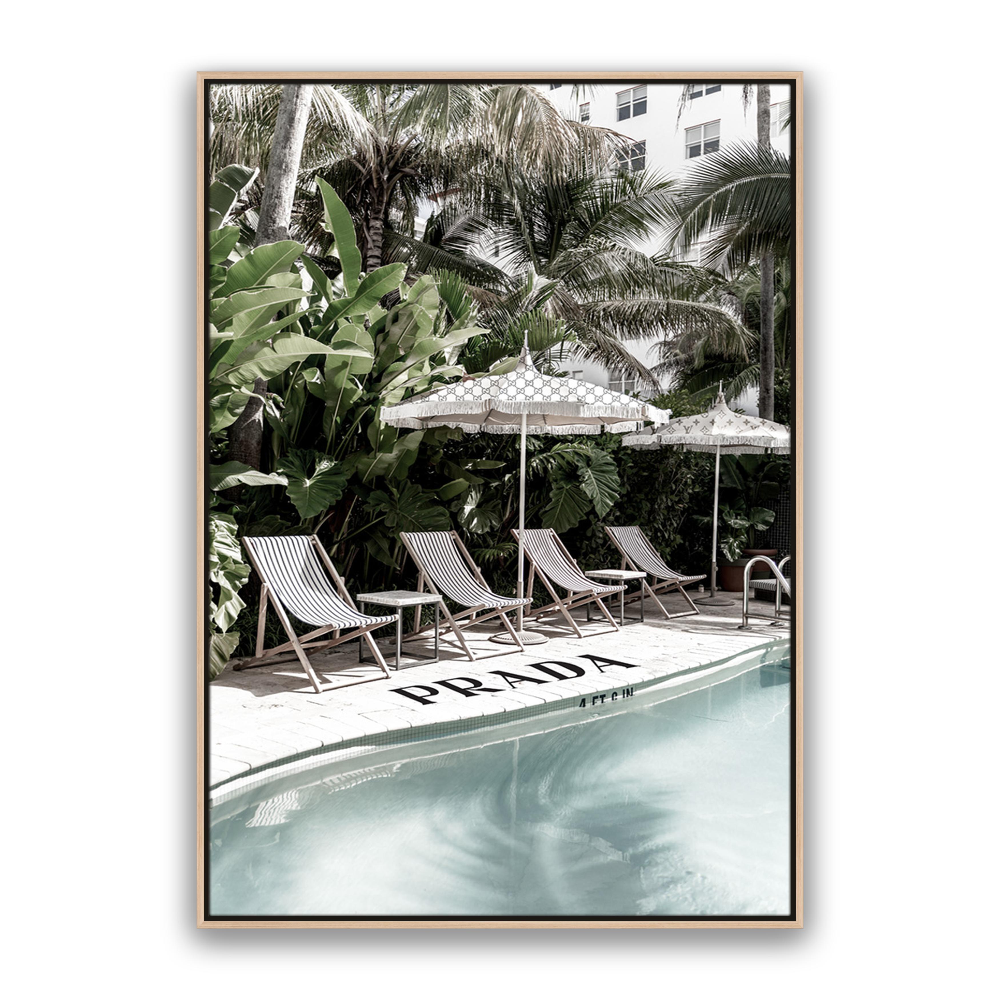 Luxe Hotel