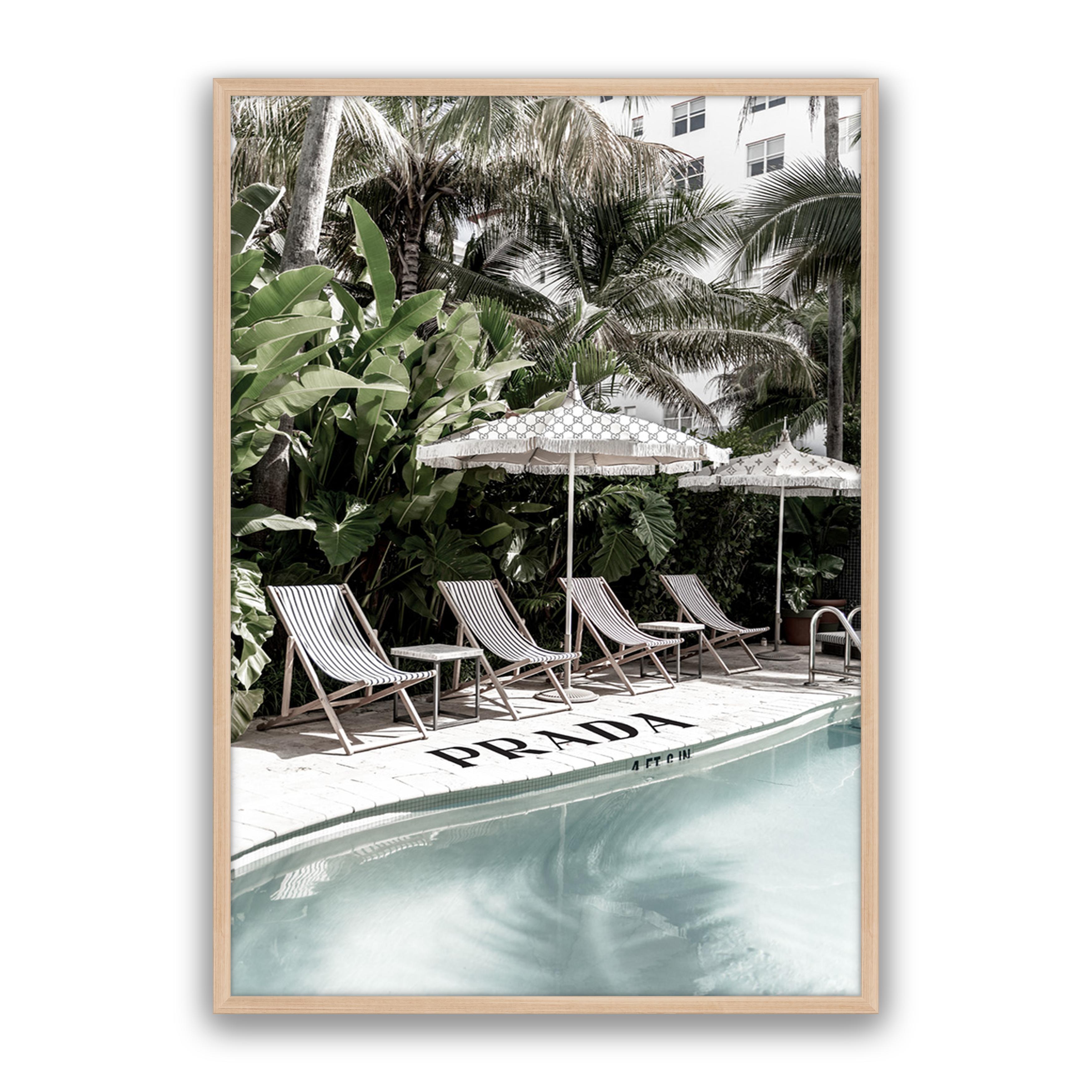 Luxe Hotel