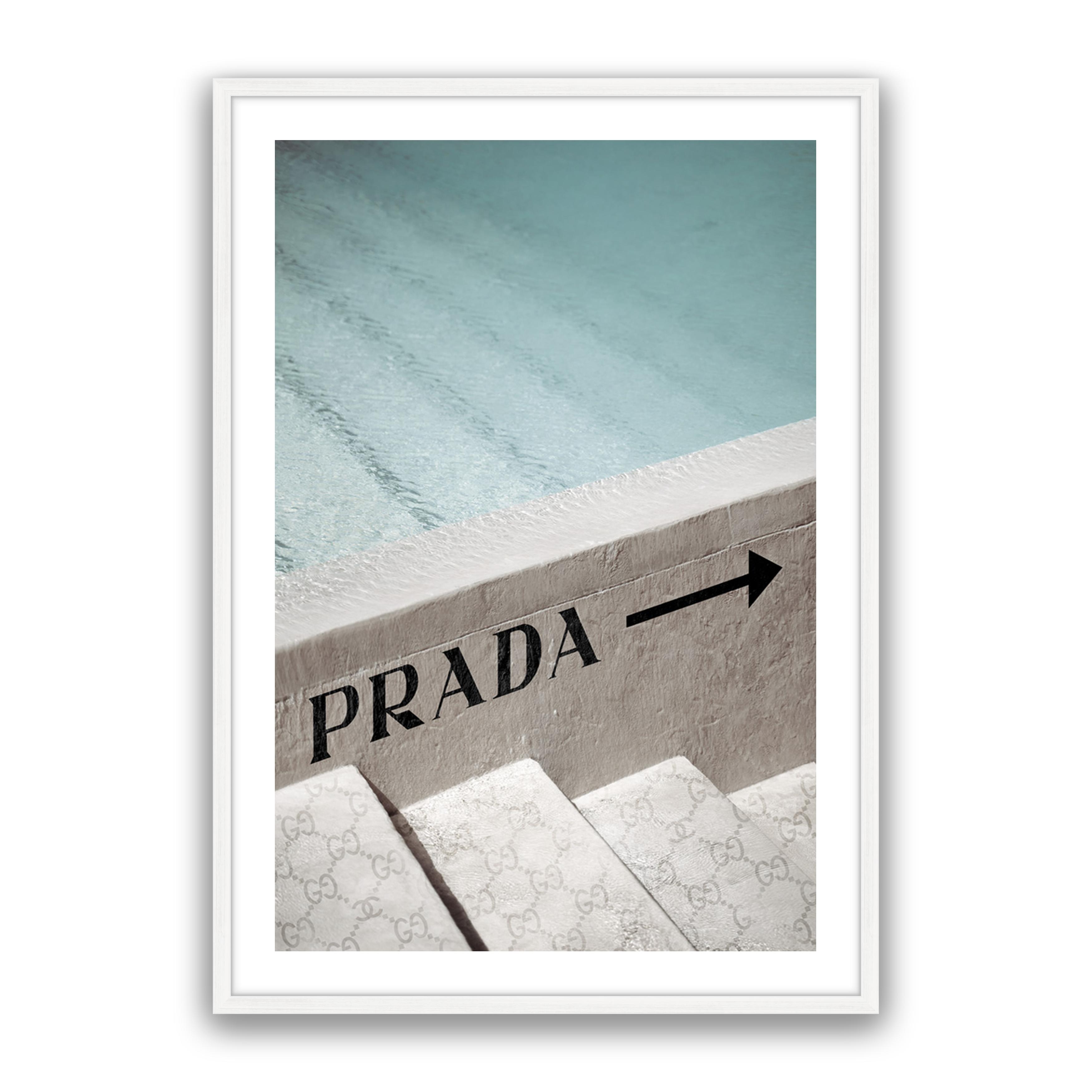 Luxe Pool Side