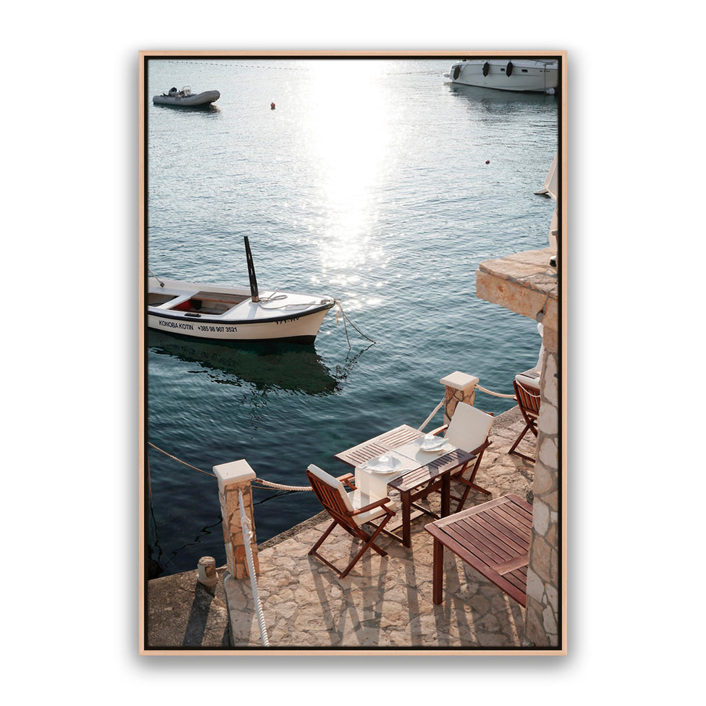 Hvar Date