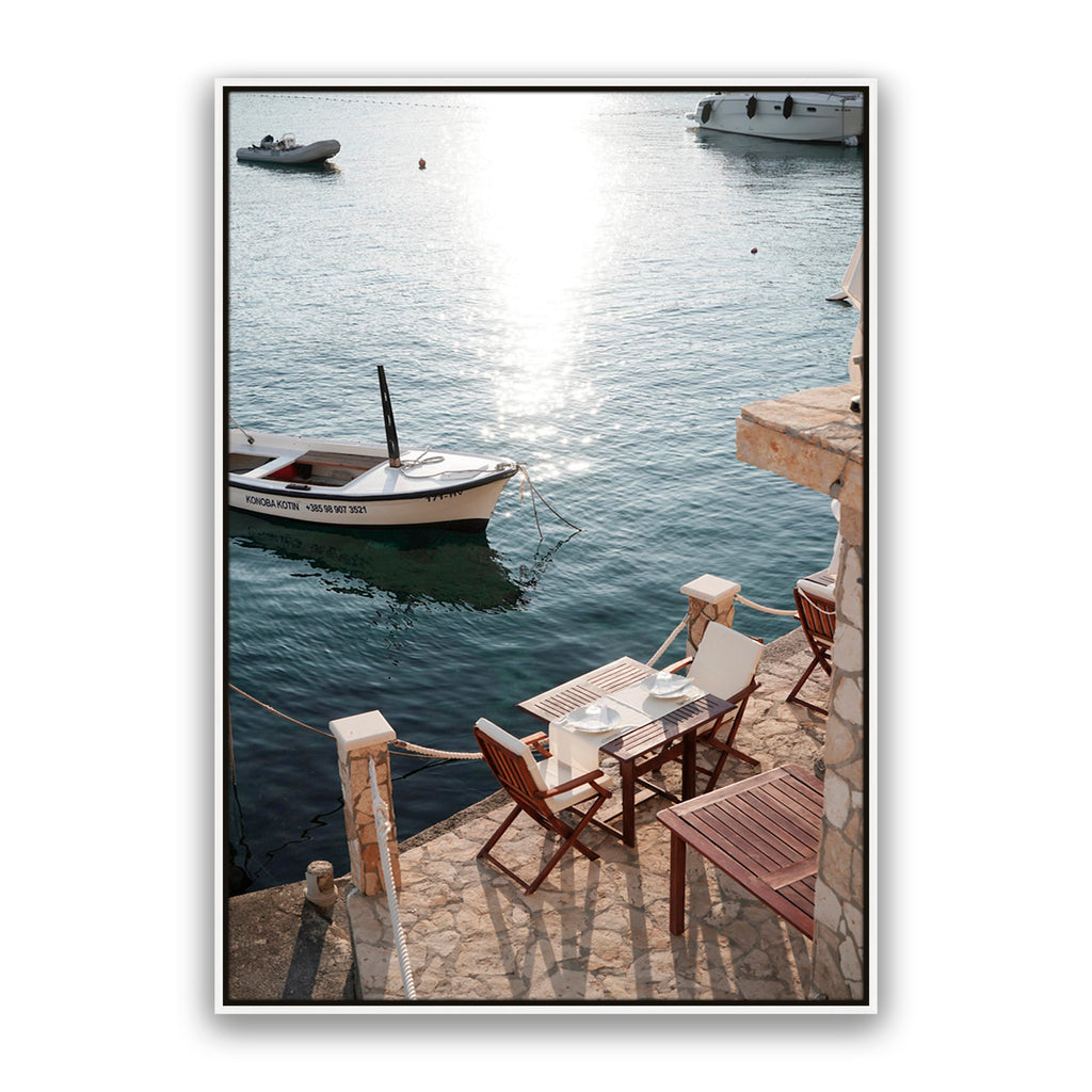Hvar Date
